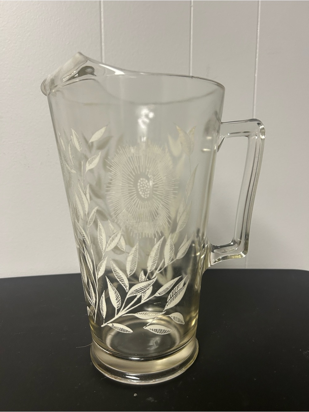 Vintage clear glass pitcher 1950 jeannette cosmos